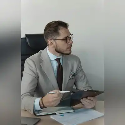 严德茂